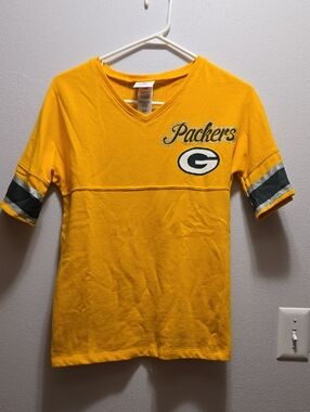 Green Bay Packers Teen Gold V-Neck Short Sleeve Tee